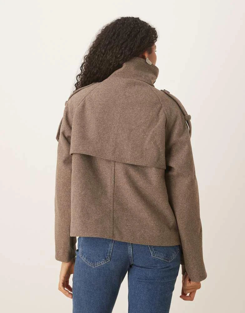 Cropped Trenchcoat